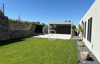 Ourland Urla'da Satılık Müstakil Villa
