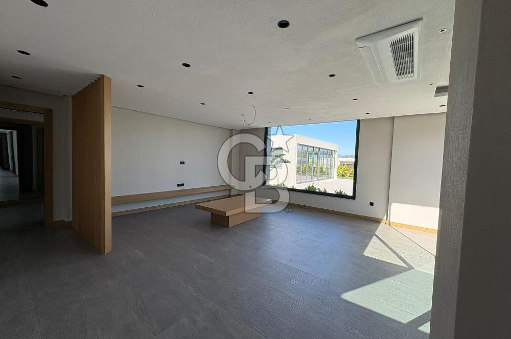 Ourland Urla'da Satılık Müstakil Villa