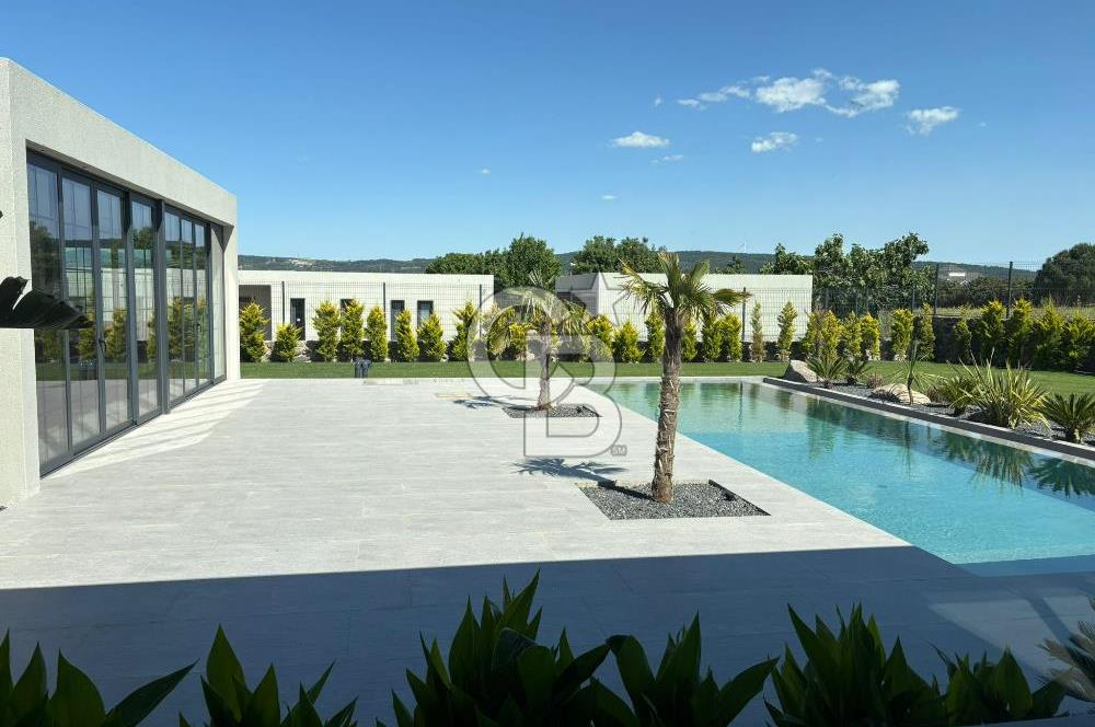 Ourland Urla'da Satılık Müstakil Villa