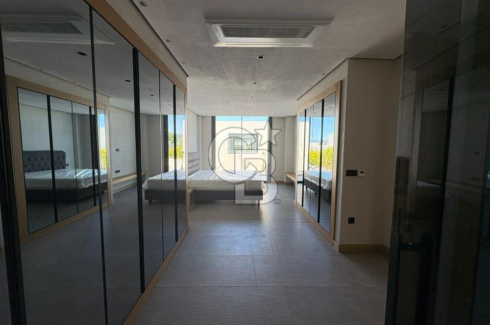 Ourland Urla'da Satılık Müstakil Villa