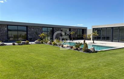 Ourland Urla'da Satılık Müstakil Villa