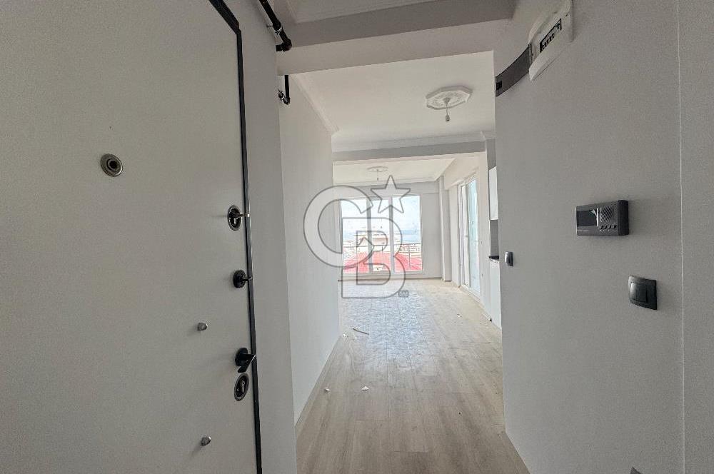 Minimalist Yaşamın En Şık Hali! Körfezde Deniz Manzaralı 1+1 Kiralık daire