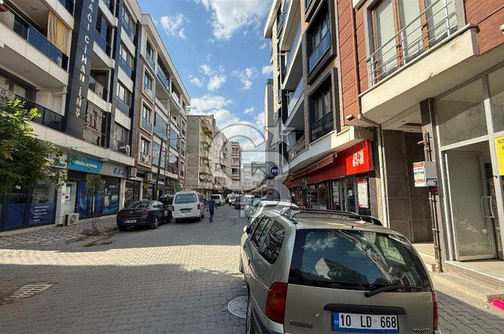 EDREMİT MERKEZDE VİTRİN DEĞERİ YÜKSEK SATILIK DÜKKAN
