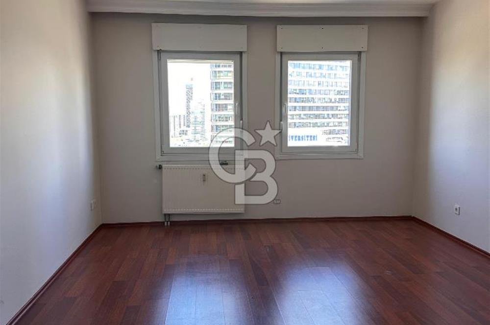 Ataşehir Ata Blokları Metropol Cepheli Kiralık 3,5+1 Daire