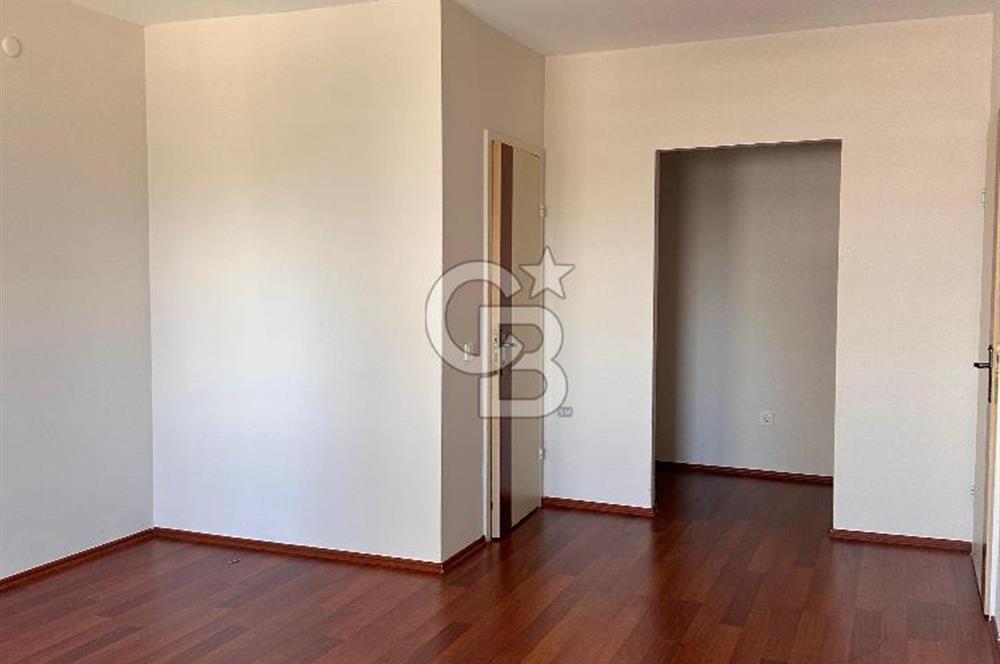 Ataşehir Ata Blokları Metropol Cepheli Kiralık 3,5+1 Daire