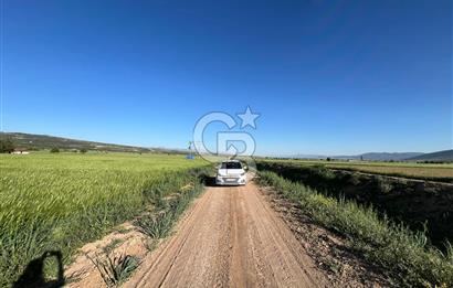 Serinhisar Cumhuriyet Mah.Ana Yola Yakın 2.521 m² Satılık Tarla