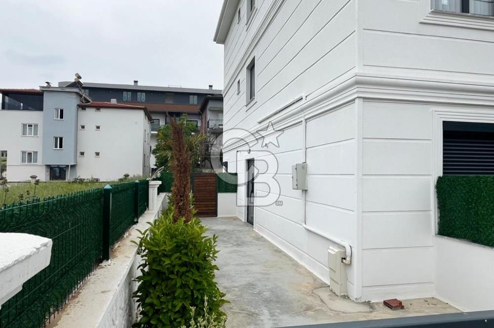 Şirinköy'de Villalar Bölgesinde 1+1 Satılık Apart