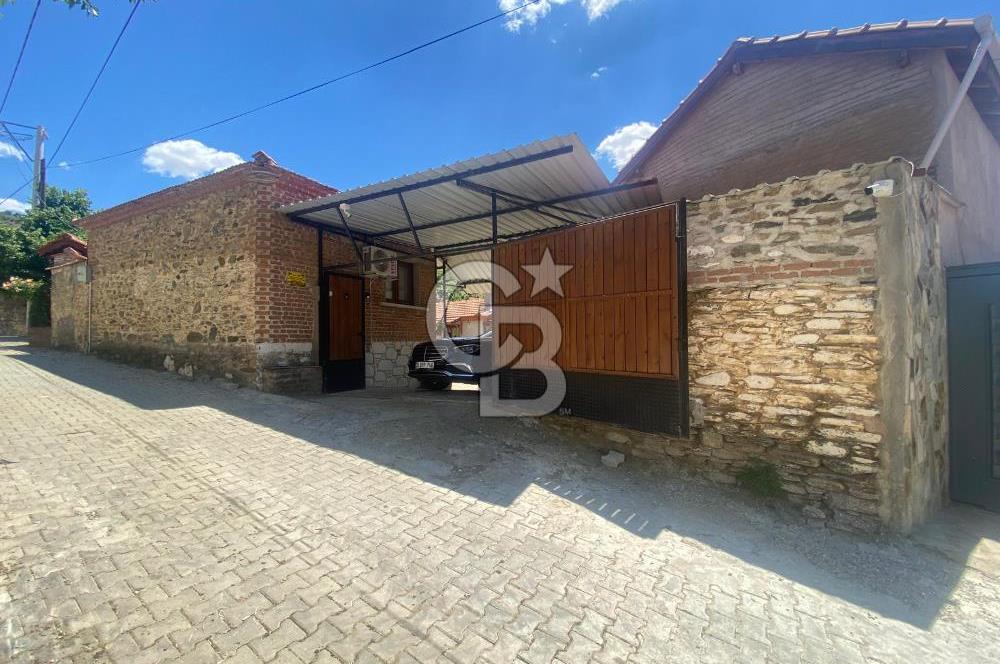 İZMİR BAYINDIR YUSUFLU KY. 437m2 ARSADA SATILIK, EŞYALI 3 KÖY EVİ