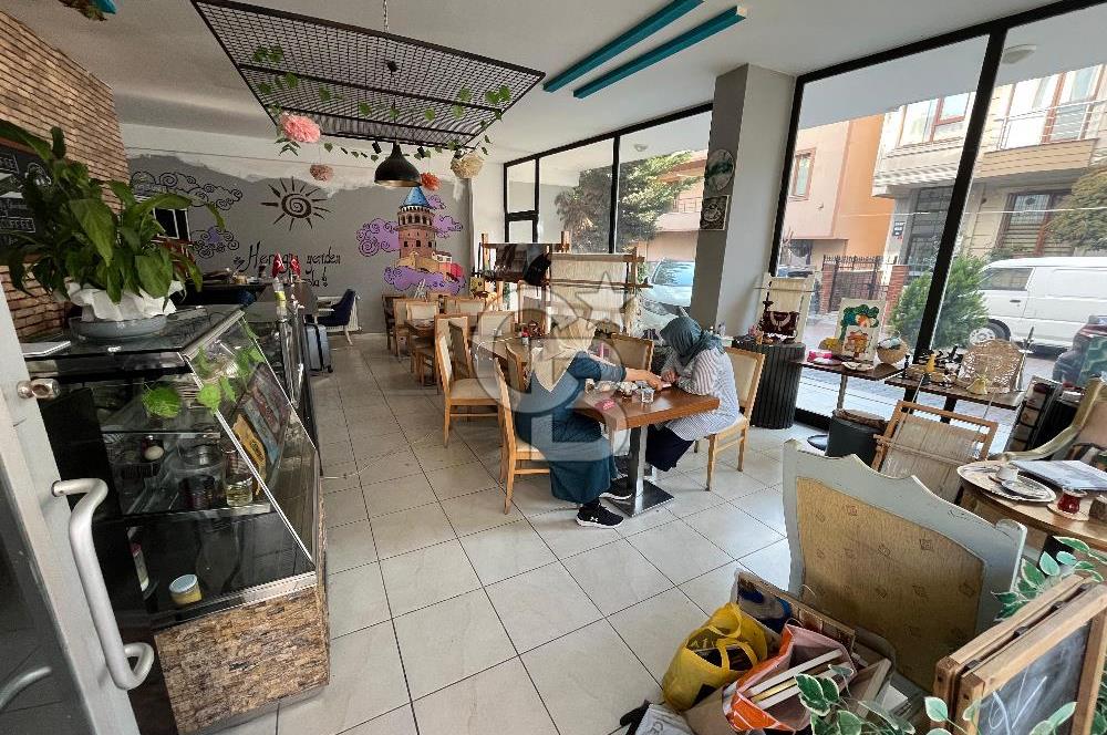 İSTANBUL SANCAKTEPEDE ANA CADDE ÜSTÜ 2 KATLI DEVREN KİRALIK CAFE
