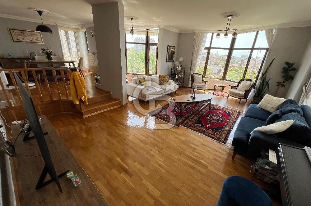 İSTANBUL BEYKOZ DA SİTE İÇERİSİNDE BOĞAZ MANZARALI SATILIK DAİRE