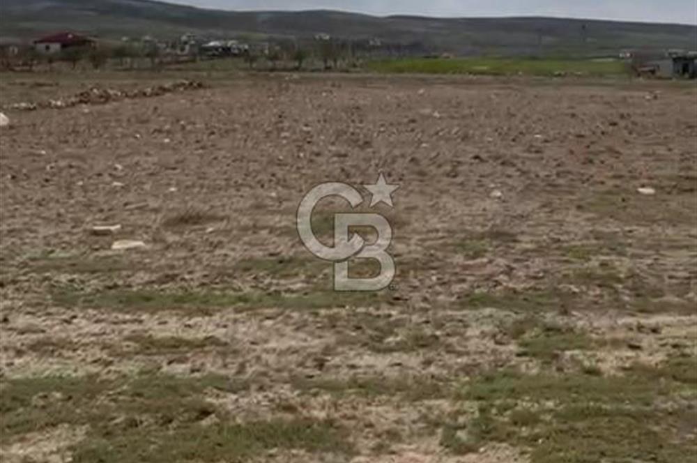 İNCESU KÜLLÜ MAH.SİNDE BARAJ MANZARALI YATIRIMLIK UYGUN TARLA