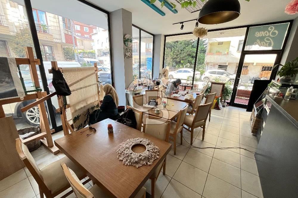 İSTANBUL SANCAKTEPEDE ANA CADDE ÜSTÜ 2 KATLI DEVREN KİRALIK CAFE