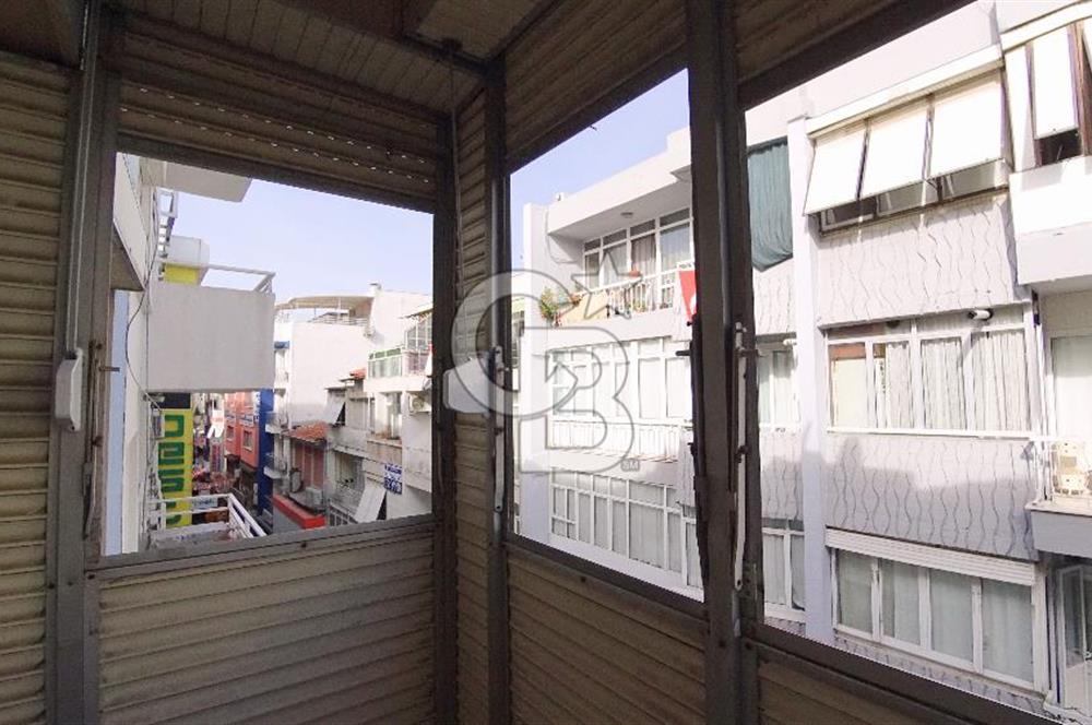İzmir Karşıyaka Tuna Mah. Mükemmel Konumlu Kiralık 3+1 95 m² Daire