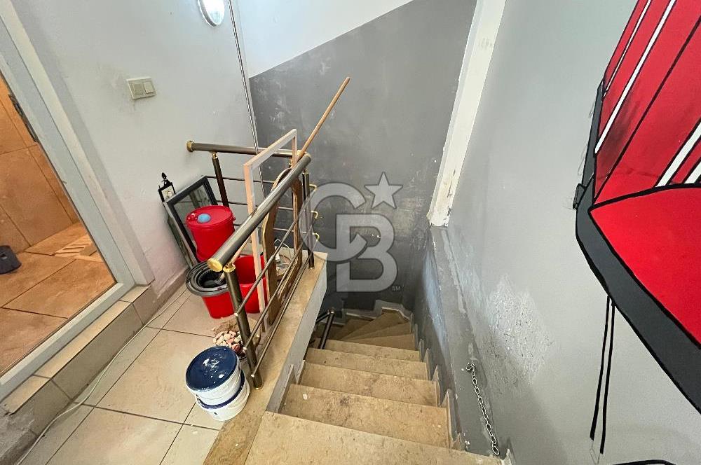 İSTANBUL SANCAKTEPEDE ANA CADDE ÜSTÜ 2 KATLI DEVREN KİRALIK CAFE