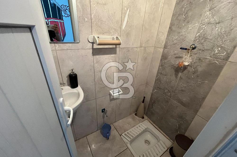 İSTANBUL SANCAKTEPEDE ANA CADDE ÜSTÜ 2 KATLI DEVREN KİRALIK CAFE