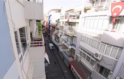 İzmir Karşıyaka Tuna Mah. Mükemmel Konumlu Kiralık 3+1 95 m² Daire