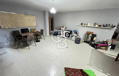 İSTANBUL SANCAKTEPEDE ANA CADDE ÜSTÜ 2 KATLI DEVREN KİRALIK CAFE