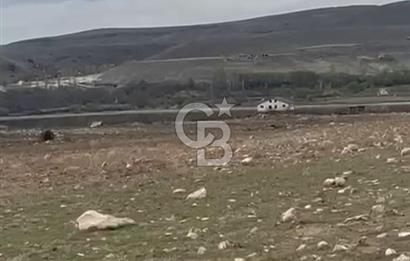 İNCESU KÜLLÜ MAH.SİNDE BARAJ MANZARALI YATIRIMLIK UYGUN TARLA