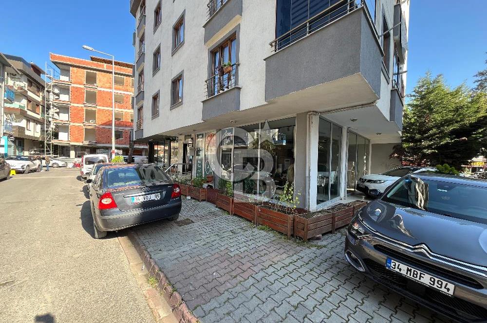 İSTANBUL SANCAKTEPEDE ANA CADDE ÜSTÜ 2 KATLI DEVREN KİRALIK CAFE
