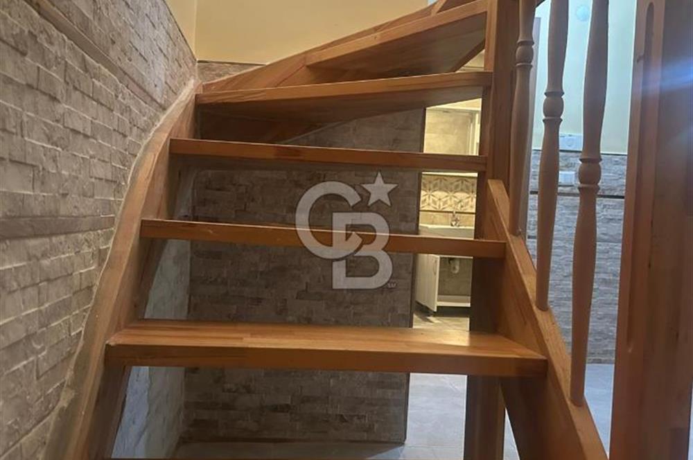 İSTANBUL GÜNGÖREN'DE MERKEZİ KONUMDA SATILIK 3+1 TERS DUBLEKS