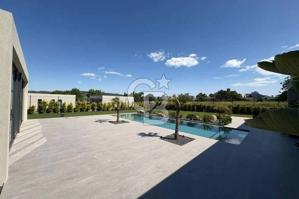Ourland Urla'da Satılık Müstakil Villa