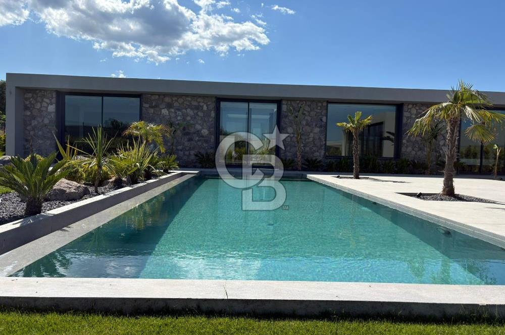 Ourland Urla'da Satılık Müstakil Villa