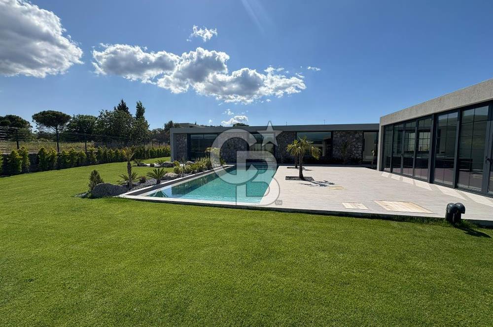 Ourland Urla'da Satılık Müstakil Villa