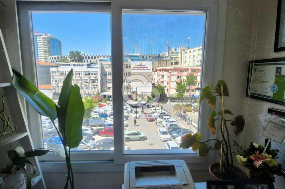 CB Yalı dan Alsancak Diş Hastanesi karşısı satılık ofis