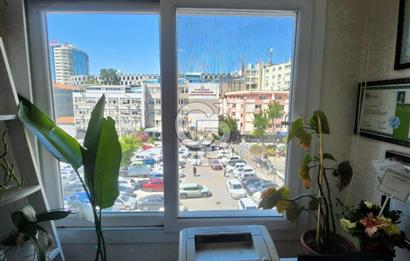 CB Yalı dan Alsancak Diş Hastanesi karşısı satılık ofis