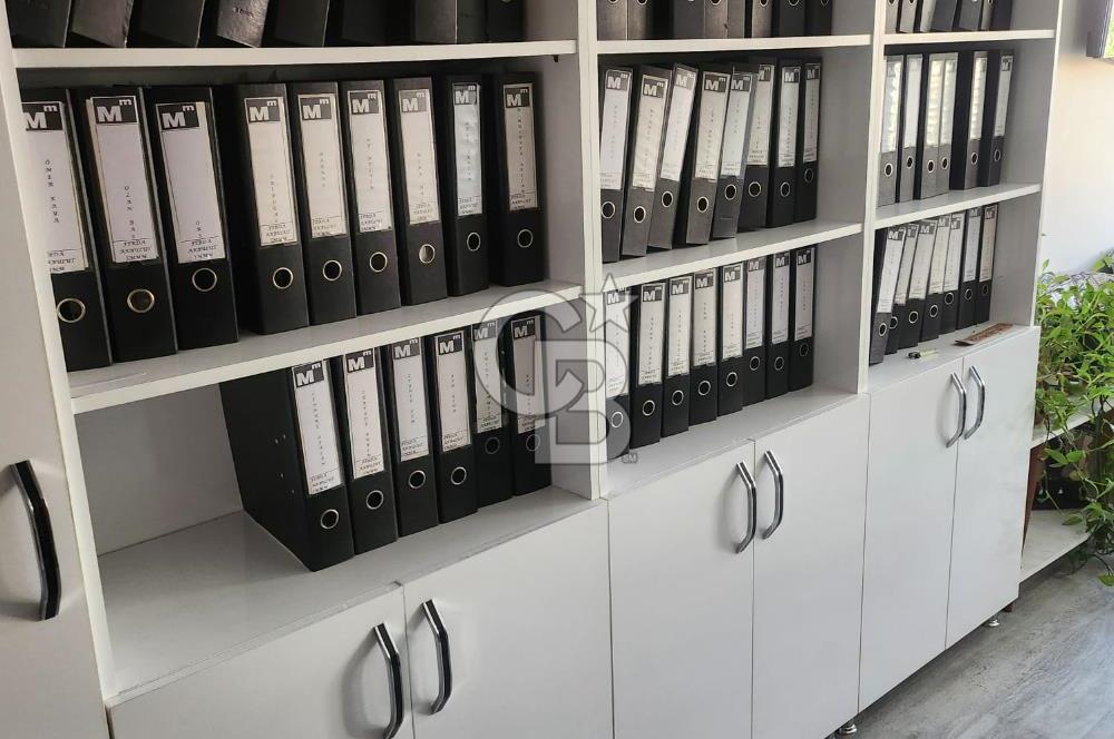 CB Yalı dan Alsancak Diş Hastanesi karşısı satılık ofis