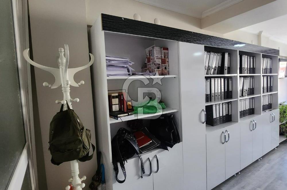 CB Yalı dan Alsancak Diş Hastanesi karşısı satılık ofis