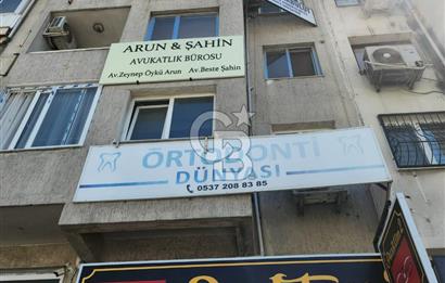 CB Yalı dan Alsancak Diş Hastanesi karşısı satılık ofis