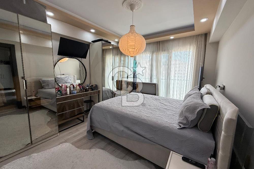 Bayraklı Adalet Mahallesi Toki Konutlarında  Satılık 2+1 Lüks Daire