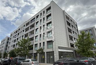 Bayraklı Adalet Mahallesi Toki Konutlarında  Satılık 2+1 Lüks Daire