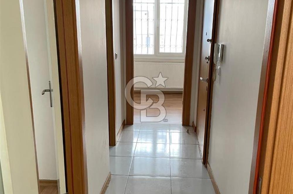 Bahçelievler'de Merkezi Konumda Yüksek Giriş 1+1 Daire