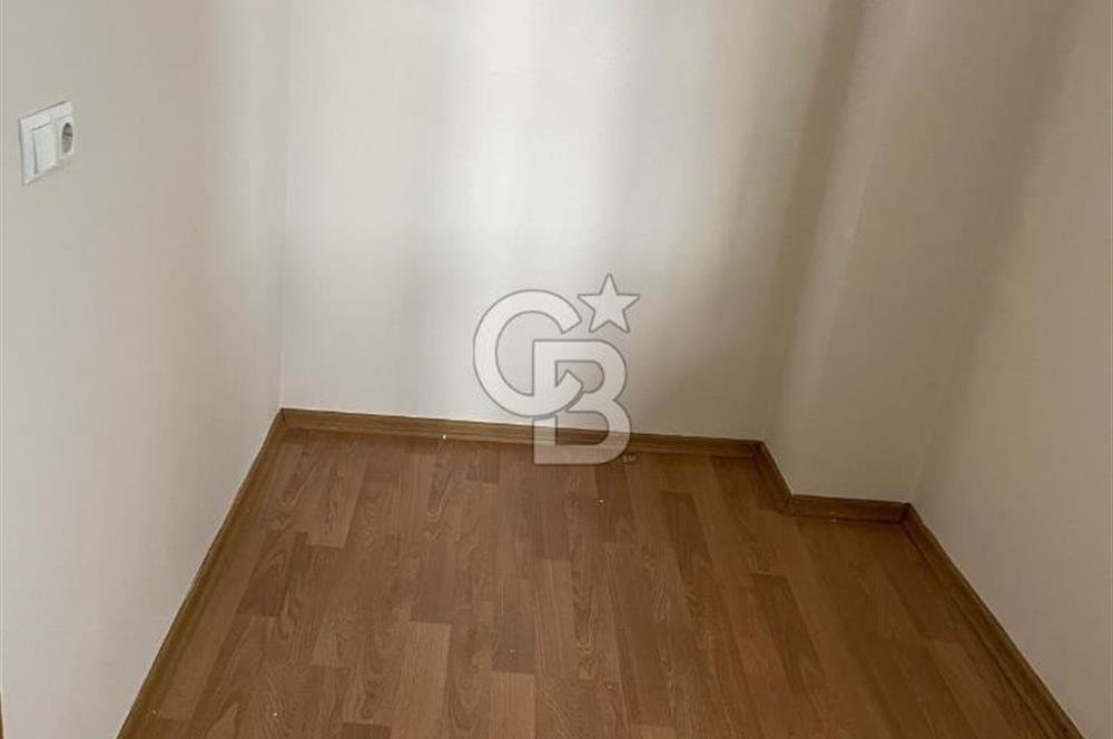 Bahçelievler'de Merkezi Konumda Yüksek Giriş 1+1 Daire