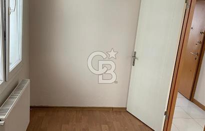 Bahçelievler'de Merkezi Konumda Yüksek Giriş 1+1 Daire