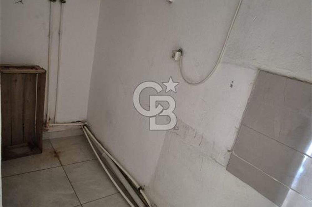 ASIM GÜNDÜZ CADDESİNDE CADDESİNDE 30 M2 SATILIK BOŞ DÜKKAN