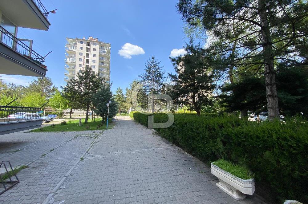 COLDWELL BANKER ANATOLİADAN HÜRRİYET MAH. İÇİ YAPILI GENİŞ DAİRE
