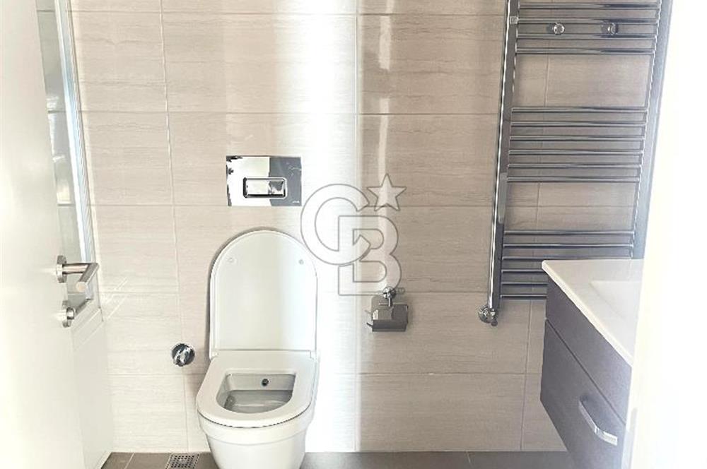 KARTAL MANZARA ADALAR DENİZ MANZARALI İŞ GYO SATILIK FIRSAT DAİRE..!