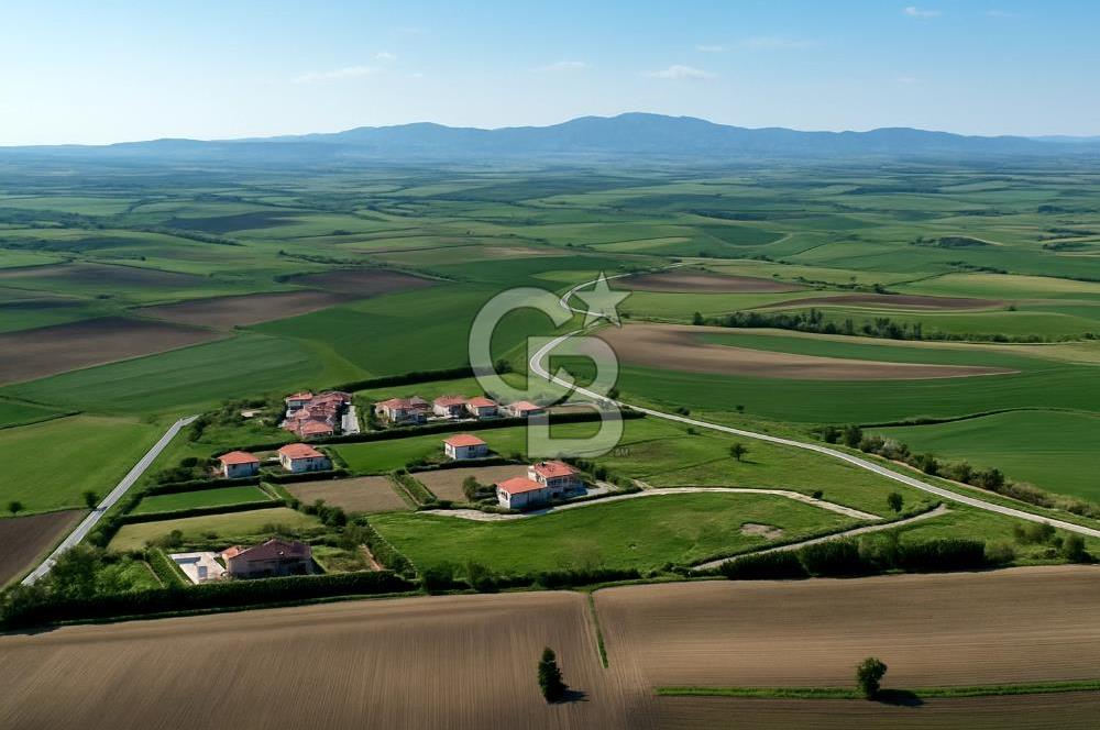 [CB SE7EN] B.ÇEKMECE KARAAĞAÇTA 1500 M² ARSA PAYLI 4+1 MÜSTAKİL VİLLA