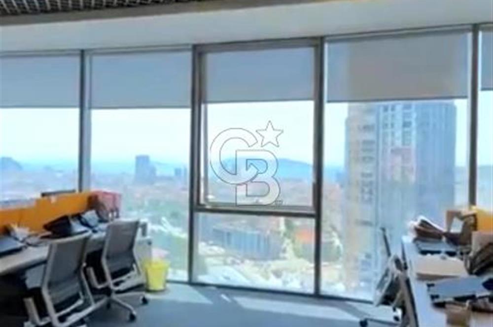 Kuriş Kule’de Prestijli Kiralık Ofis – Merkezi Lokasyon!