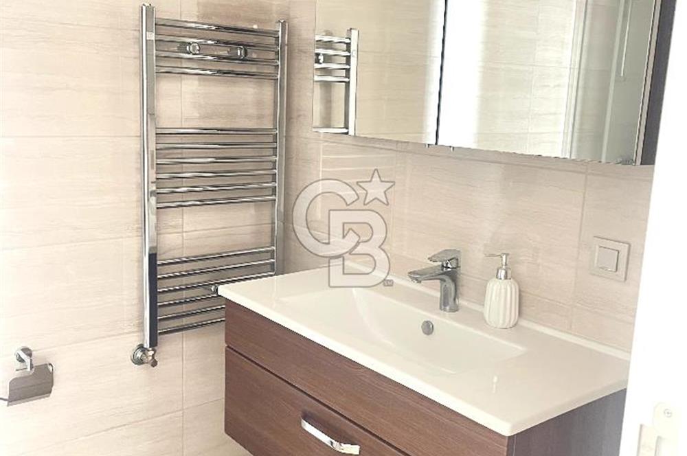KARTAL MANZARA ADALAR DENİZ MANZARALI İŞ GYO SATILIK FIRSAT DAİRE..!