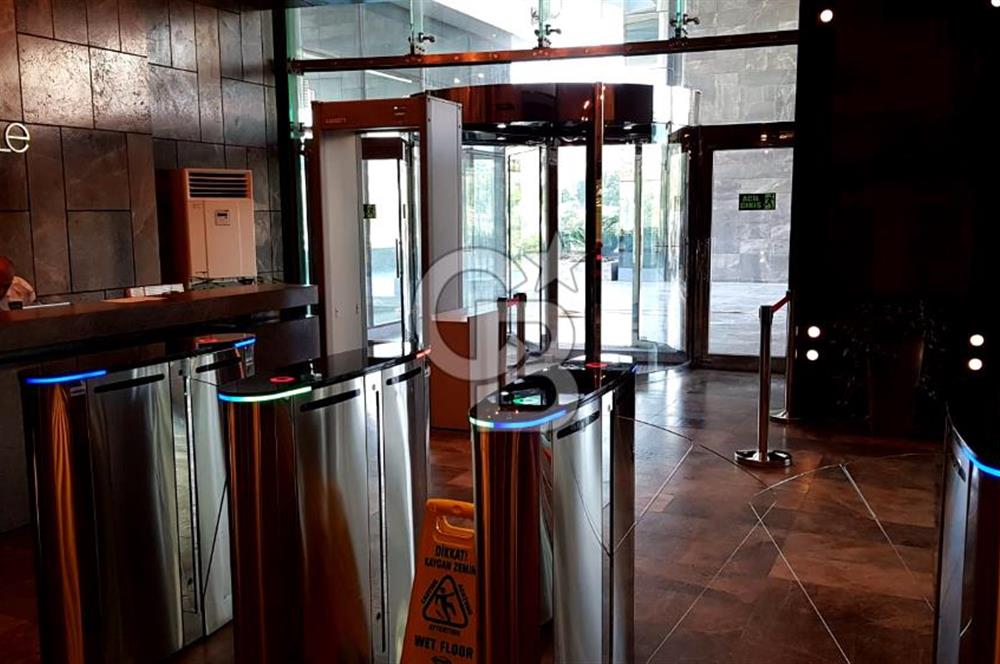 Kuriş Kule’de Prestijli Kiralık Ofis – Merkezi Lokasyon!