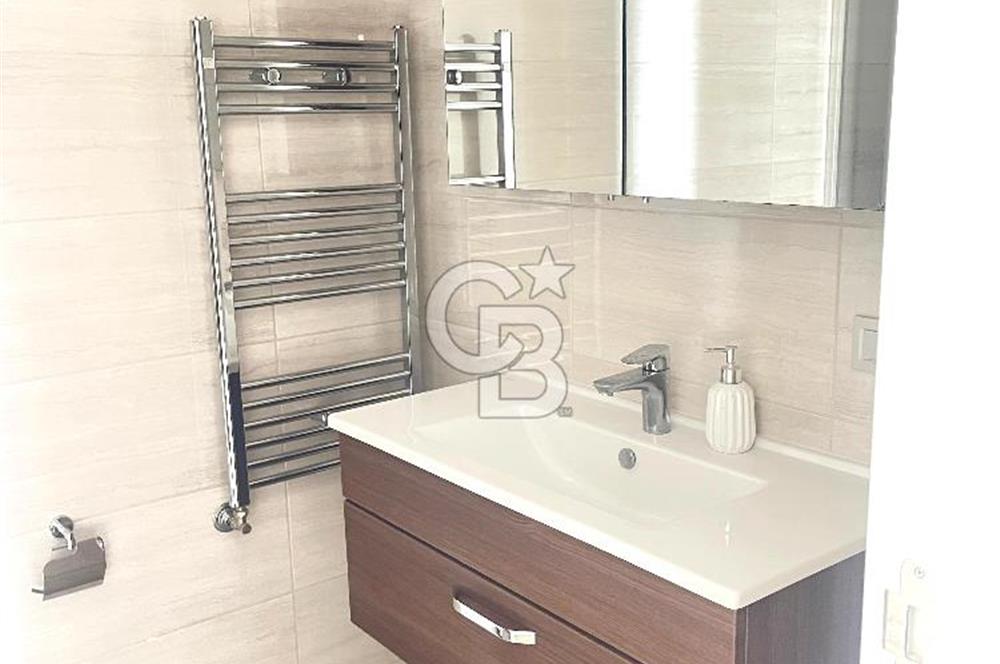 KARTAL MANZARA ADALAR DENİZ MANZARALI İŞ GYO SATILIK FIRSAT DAİRE..!