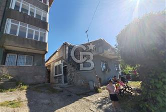 Beykoz cubukluda boğaz manzarali satılık gecekondu