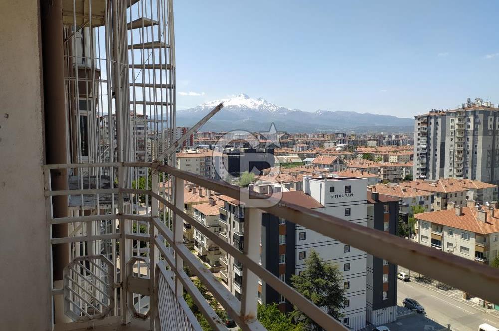 TUNA CADDESİ ÜZERİNDE KLAS DAİRE