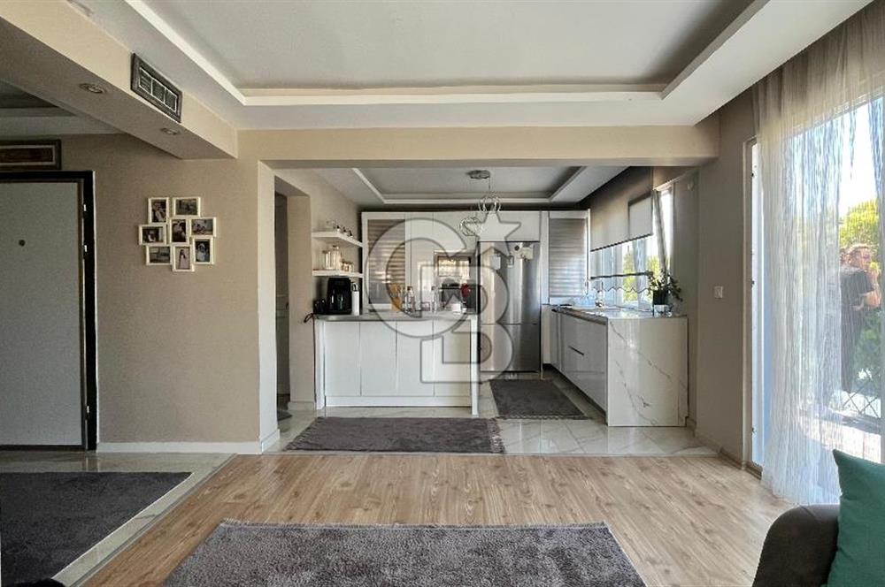 Bayraklı Merkezde Satılık Komple Bina Teraslı Deniz Manzaralı