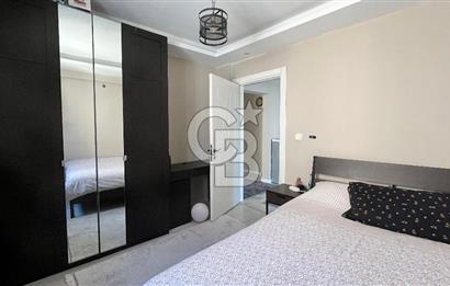 Bayraklı Merkezde Satılık Komple Bina Teraslı Deniz Manzaralı