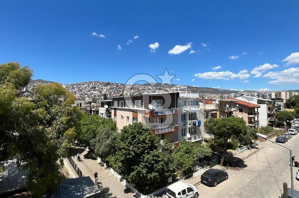 Bayraklı Merkezde Satılık Komple Bina Teraslı Deniz Manzaralı